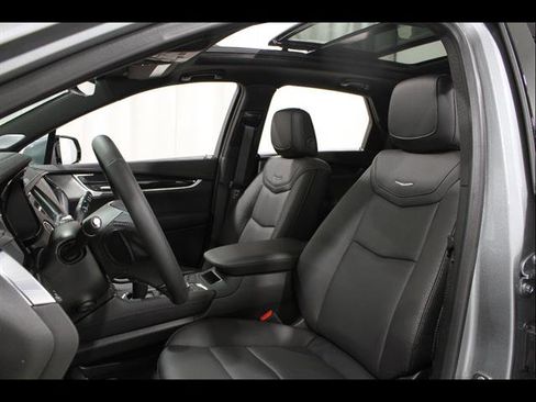 New 2026 Cadillac XT5 Premium Luxury w/ Driver Assist Package image 5