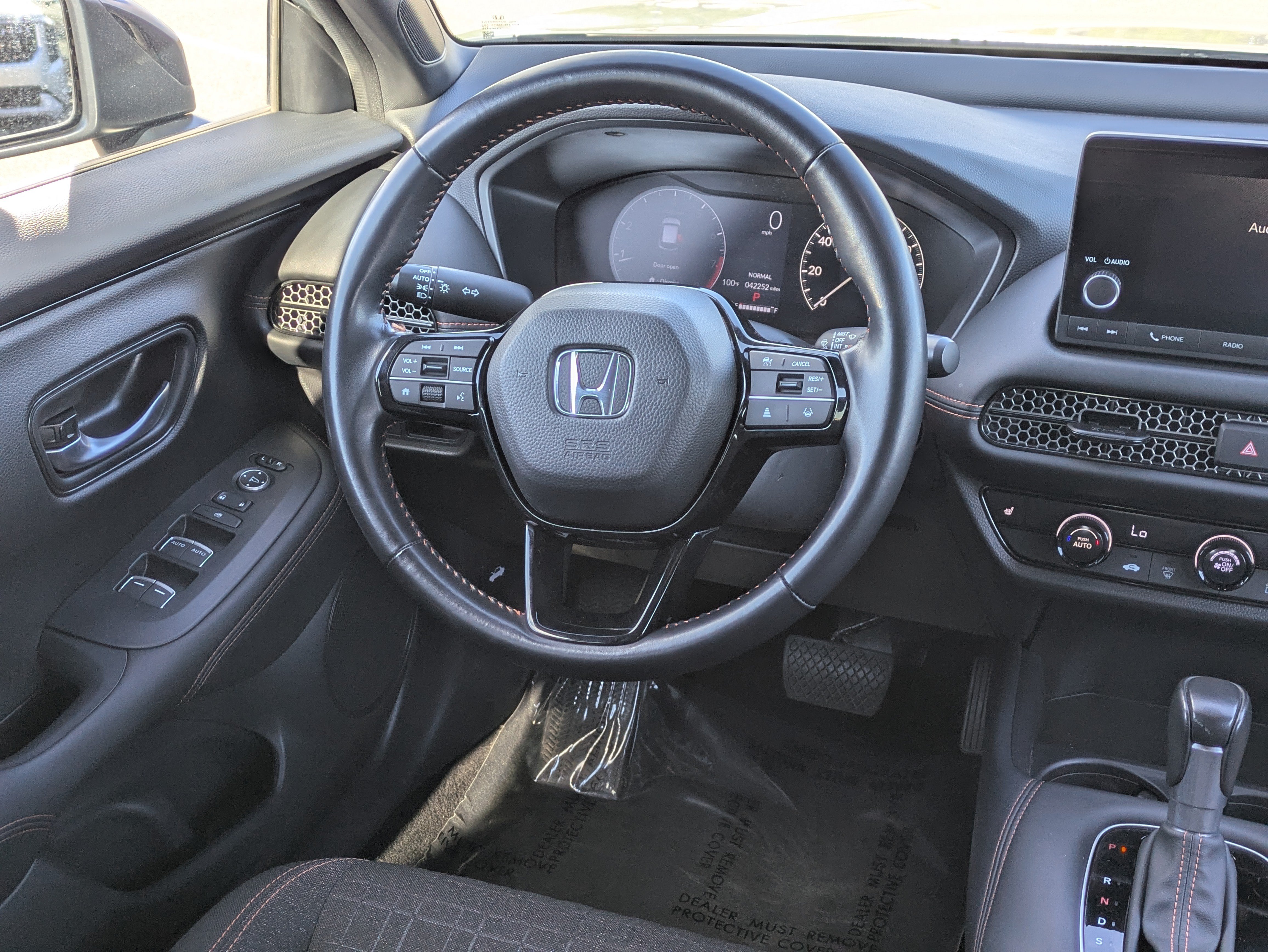Used 2025 Honda HR-V Sport image 16