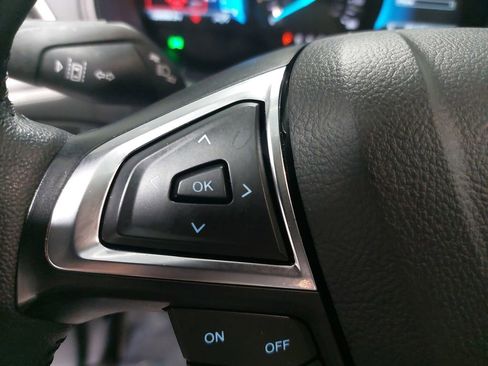 Used 2024 Ford Edge SEL image 16