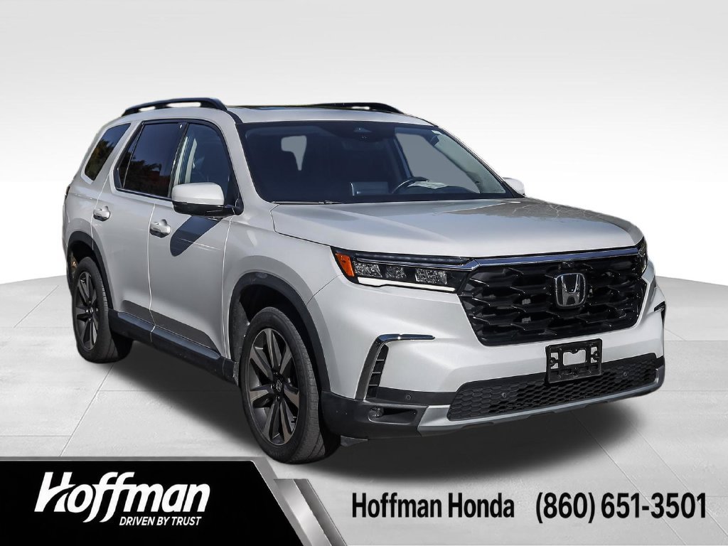 Used 2024 Honda Pilot Elite image 1