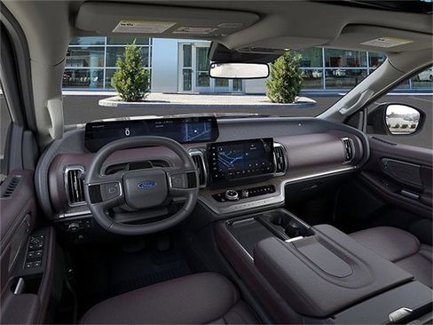 New 2026 Ford Expedition Platinum w/ Platinum Ultimate Package image 9