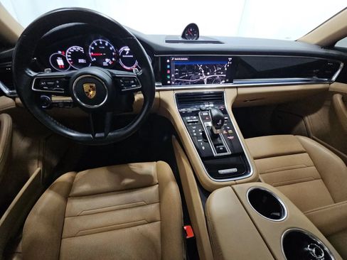 Used 2022 Porsche Panamera 4 Executive w/ Premium Package AWD/4WD image 3