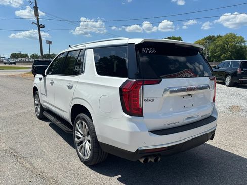 Used 2021 GMC Yukon Denali AWD/4WD image 3