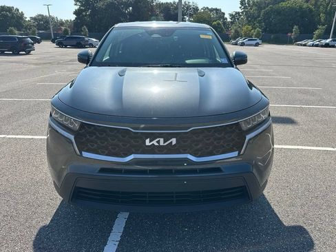 Certified 2022 Kia Sorento LX FWD image 15