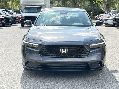 Used 2025 Honda Accord SE image 9
