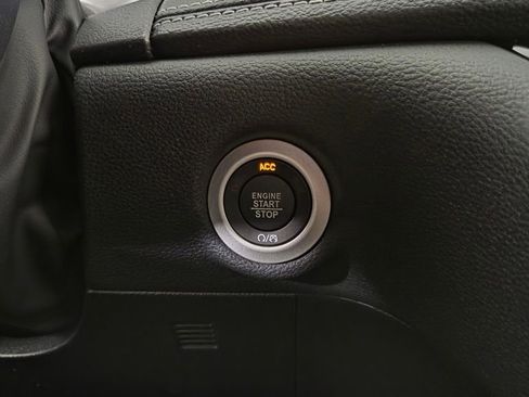 New 2026 Chrysler Pacifica Select image 21