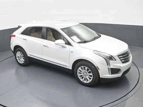 Used 2019 Cadillac XT5 FWD image 55