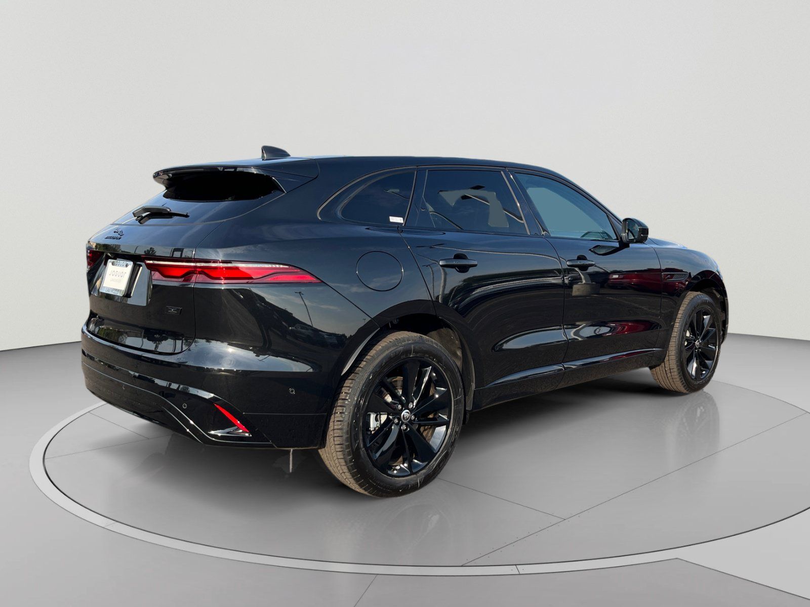 New 2026 Jaguar F-PACE R-Dynamic S AWD/4WD image 5