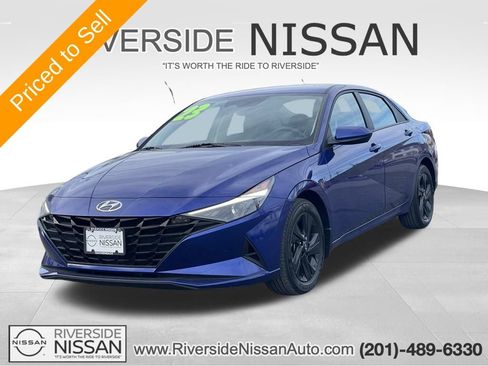 Used 2023 Hyundai Elantra SEL FWD image 1
