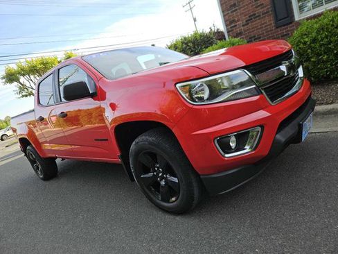 Used 2020 Chevrolet Colorado W/T w/ WT Convenience Package image 7
