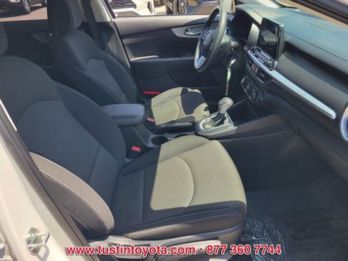 Used 2023 Kia Forte LXS FWD image 15