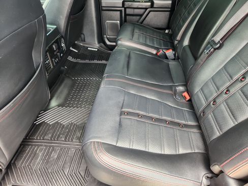 Used 2019 Ford F150 Lariat w/ Equipment Group 502A Luxury AWD/4WD image 30