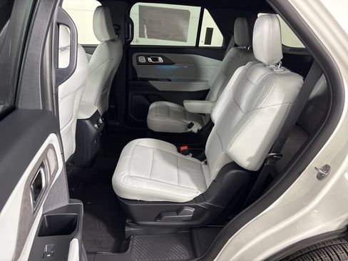 New 2027 Ford Explorer Platinum AWD/4WD image 31