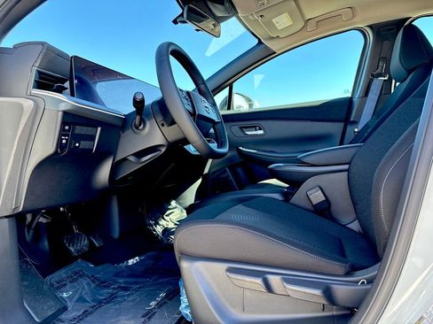 New 2026 Nissan Leaf w/ Floor Mat Package (S+) FWD image 10
