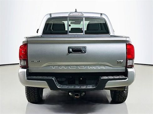 Used 2022 Toyota Tacoma SR image 6