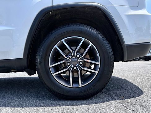 Used 2019 Jeep Grand Cherokee Limited AWD/4WD image 50