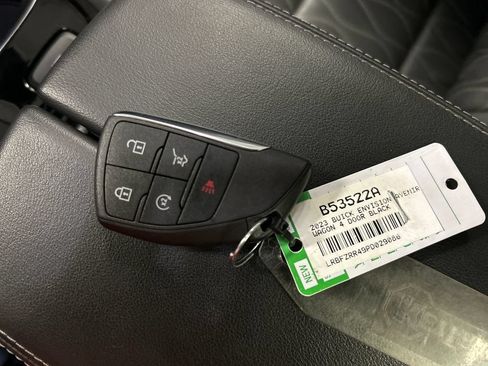 Used 2023 Buick Envision Avenir FWD image 19