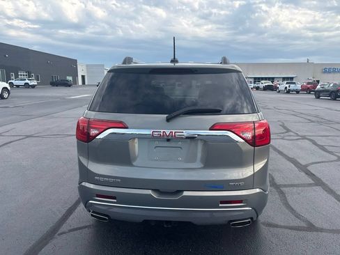 Used 2019 GMC Acadia Denali w/ Technology Package AWD/4WD image 11