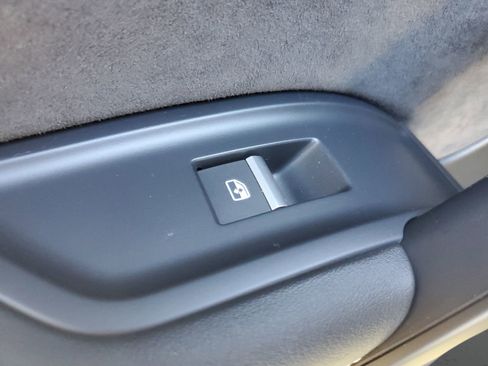 Used 2022 Audi SQ5 Premium Plus w/ Premium Plus Package image 15