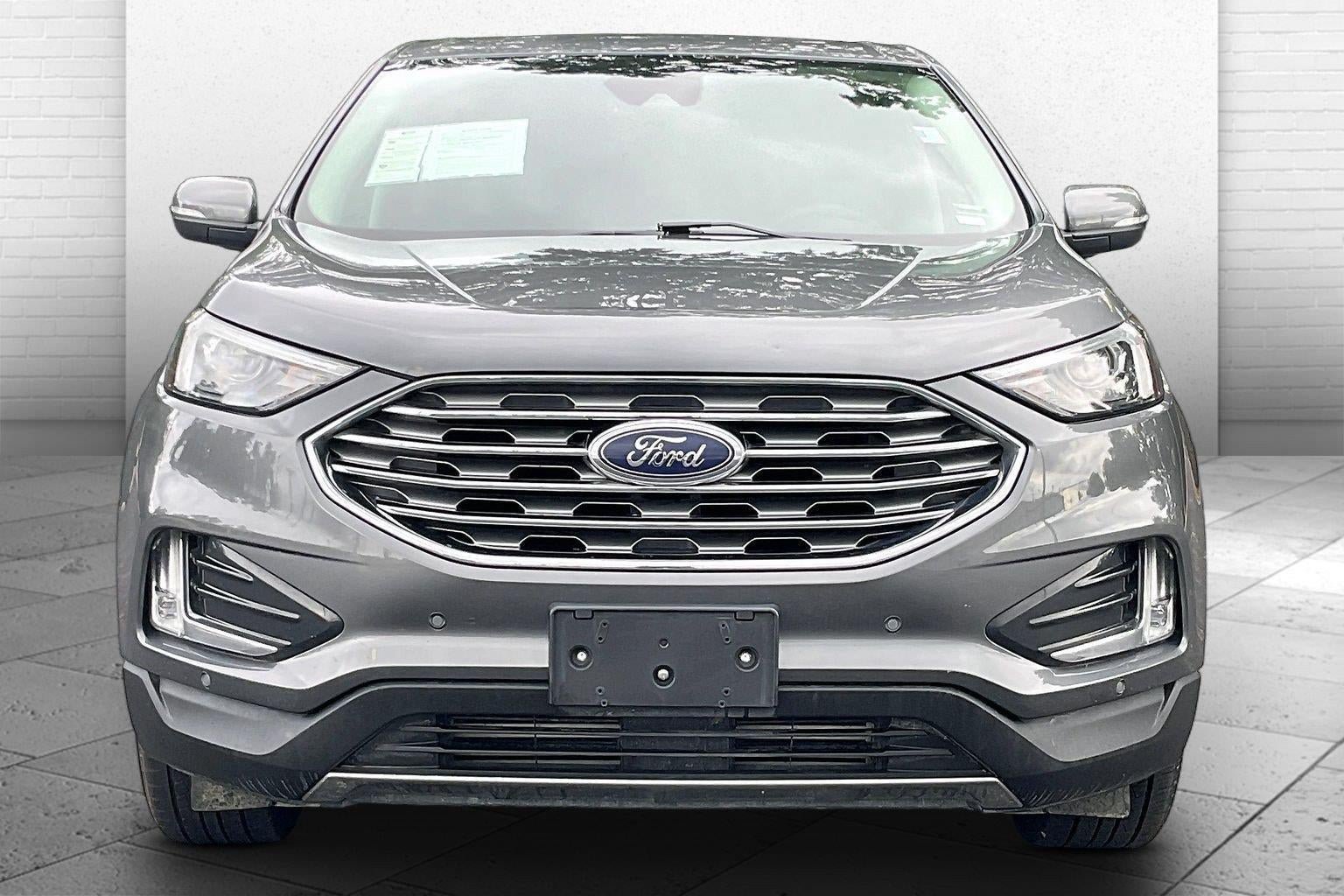 Used 2024 Ford Edge Titanium AWD/4WD image 2
