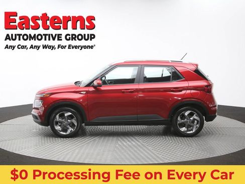 Used 2025 Hyundai Venue SEL FWD image 61