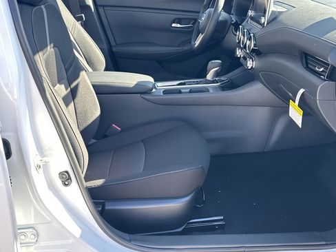 New 2025 Nissan Sentra SV image 13