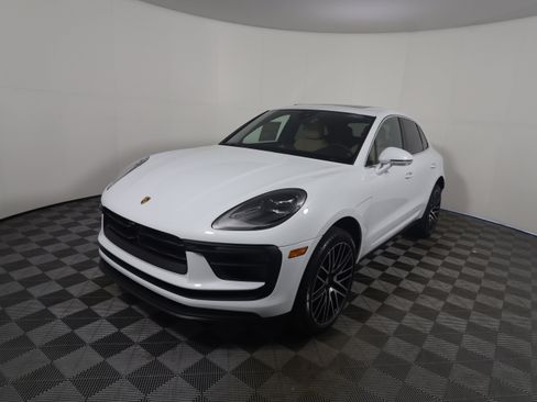 New 2026 Porsche Macan S image 9