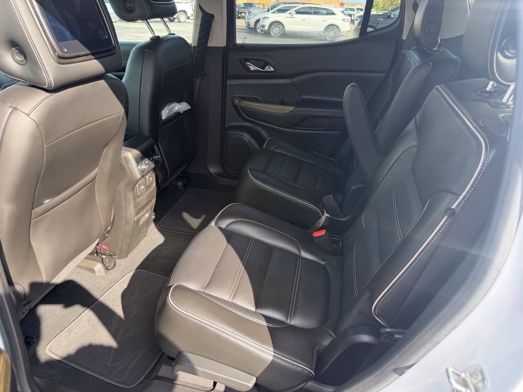 Used 2019 GMC Acadia Denali w/ Technology Package AWD/4WD image 21