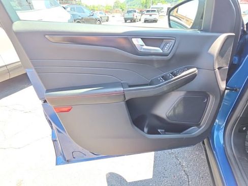 Used 2022 Ford Escape SEL w/ SEL Stealth AWD Package image 22