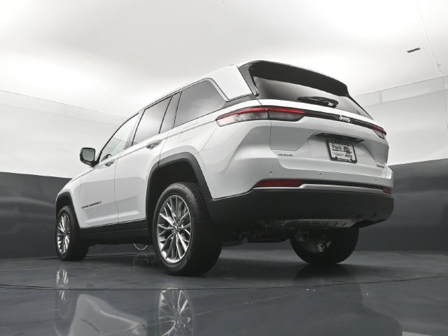 New 2027 Jeep Grand Cherokee Limited AWD/4WD image 22