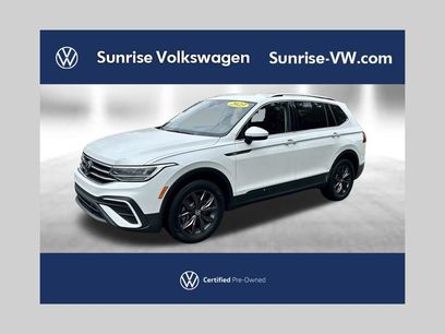 Used 2023 Volkswagen Tiguan SE
