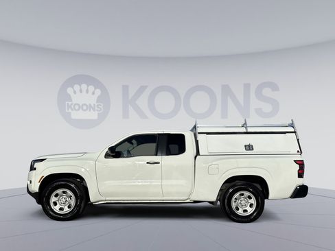 Used 2022 Nissan Frontier S image 2