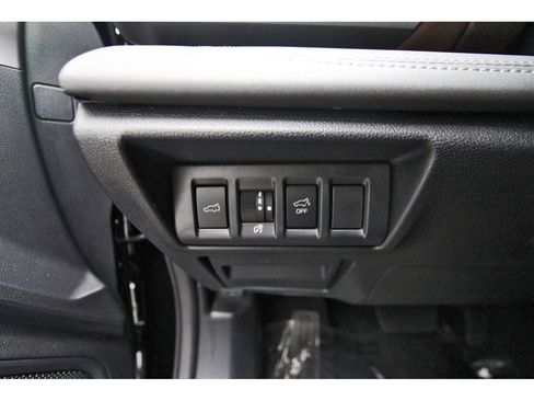 Used 2025 Subaru Outback Touring AWD/4WD image 22