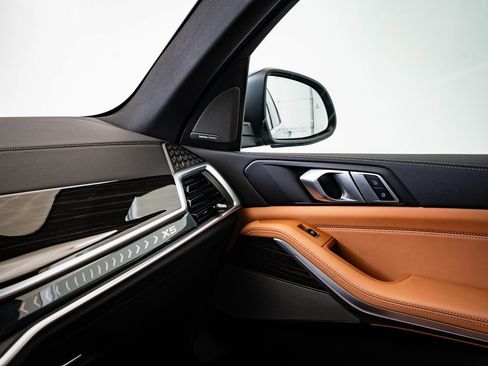 Used 2025 BMW X5 xDrive40i image 33