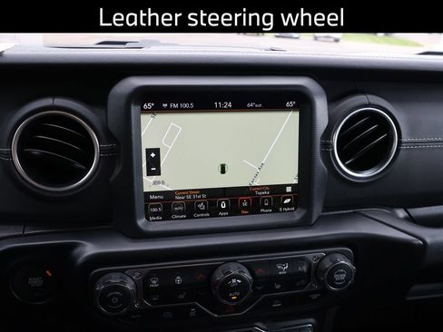 Used 2022 Jeep Wrangler Unlimited Sahara w/ Cold Weather Group AWD/4WD image 24