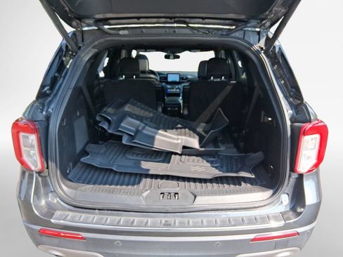 Used 2020 Ford Explorer Limited AWD/4WD image 25