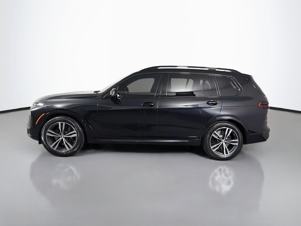 Used 2025 BMW X7 M60i w/ Climate Comfort Package AWD/4WD image 8