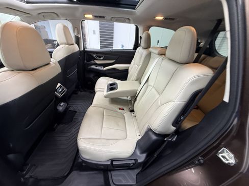 Used 2019 Subaru Ascent Limited AWD/4WD image 19