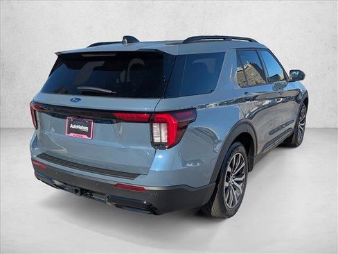 New 2026 Ford Explorer ST-Line image 4