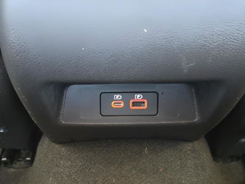 Used 2023 Nissan Altima 2.5 SR AWD/4WD image 19