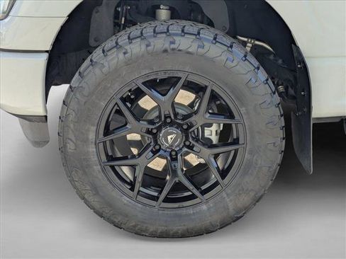 Used 2023 Ford F150 Lariat w/ Equipment Group 502A High AWD/4WD image 24