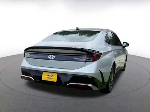 Used 2025 Hyundai Sonata SEL FWD image 14