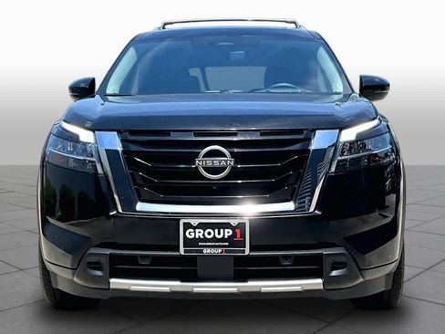 Certified 2023 Nissan Pathfinder Platinum FWD image 4