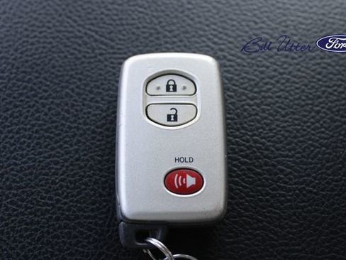 Used 2016 Toyota 4Runner Limited image 29