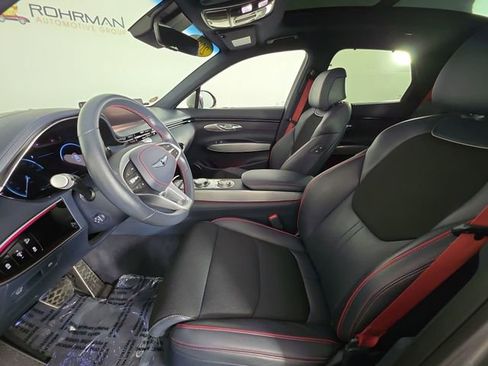 Used 2023 Genesis GV70 2.5T w/ Sport Prestige Package image 20