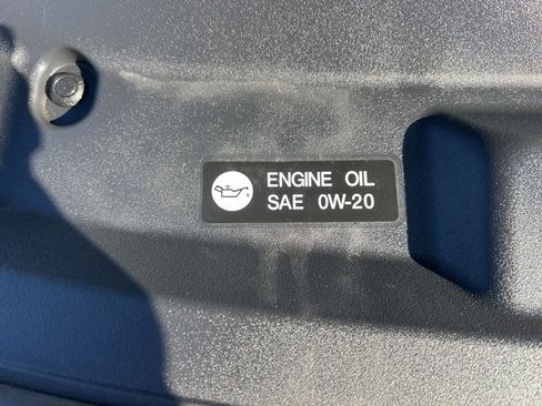 Used 2024 Toyota Highlander XLE image 14