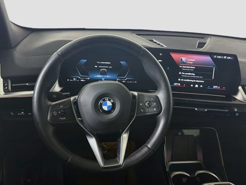 Used 2026 BMW X2 xDrive28i AWD/4WD image 17
