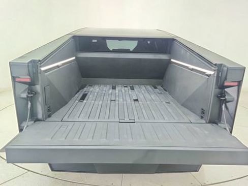 Used 2024 Tesla Cybertruck Cyberbeast image 10