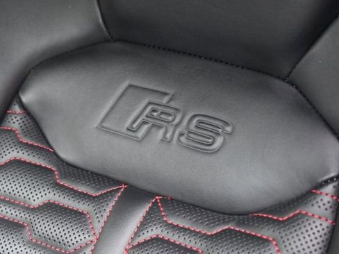 Used 2020 Audi RS Q8 w/ Carbon Optic Package image 31