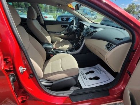 Used 2016 Hyundai Elantra SE FWD image 8